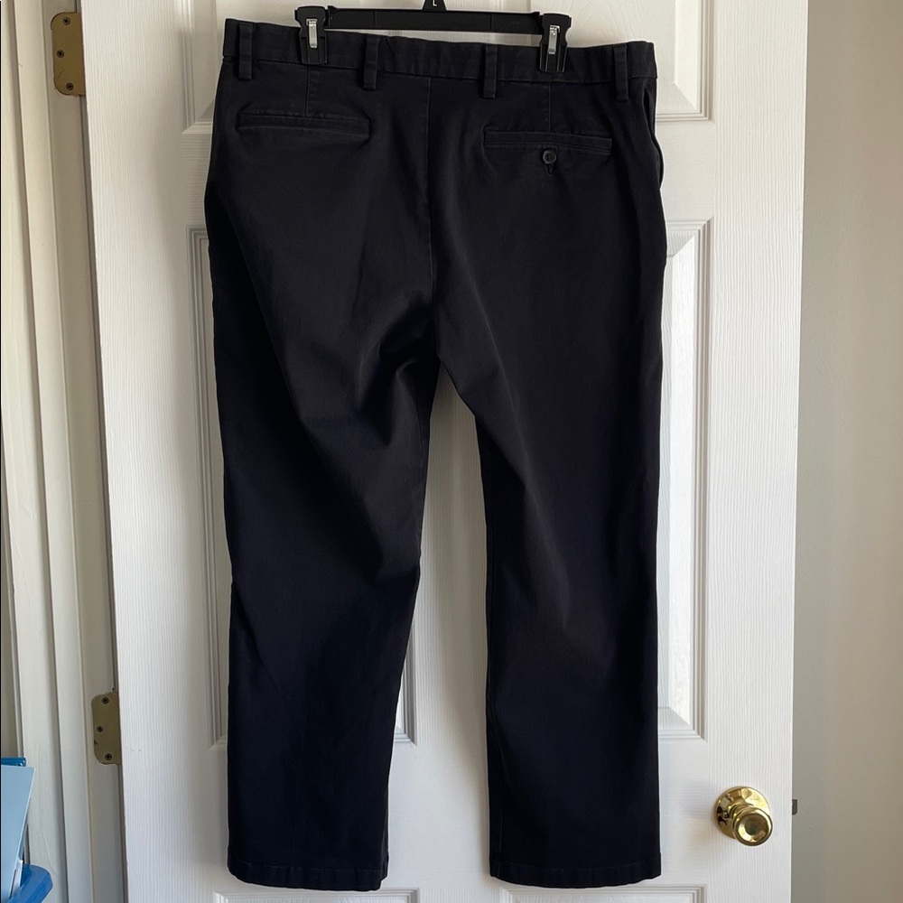 Dockers Men's Black Classic Fit Pants - Picture 3 of 11